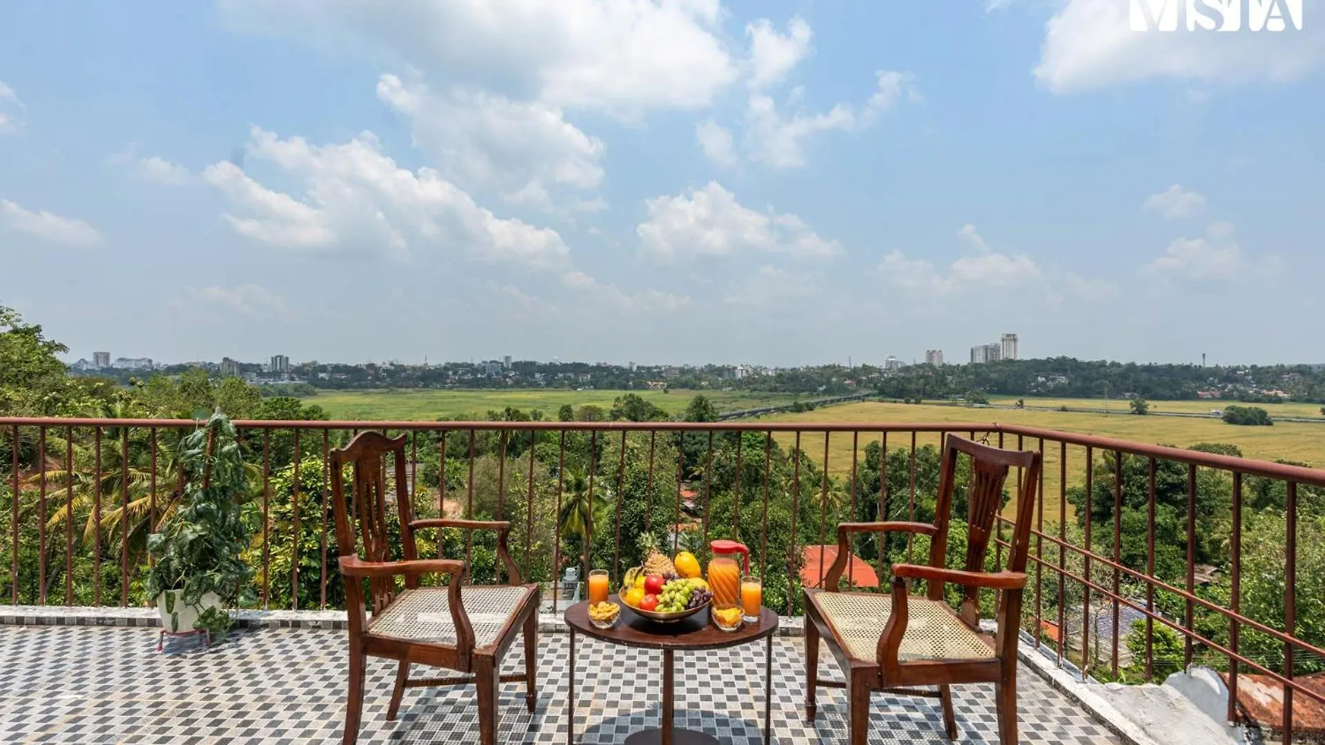 Stayvista At Lakshmipuram Palace With Pool,Wifi Kottayam 0*,